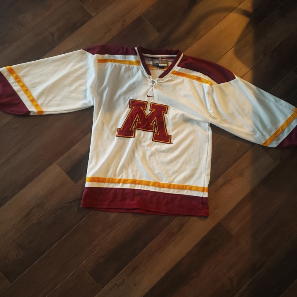 Minnesota Gopher Hockey Jersey